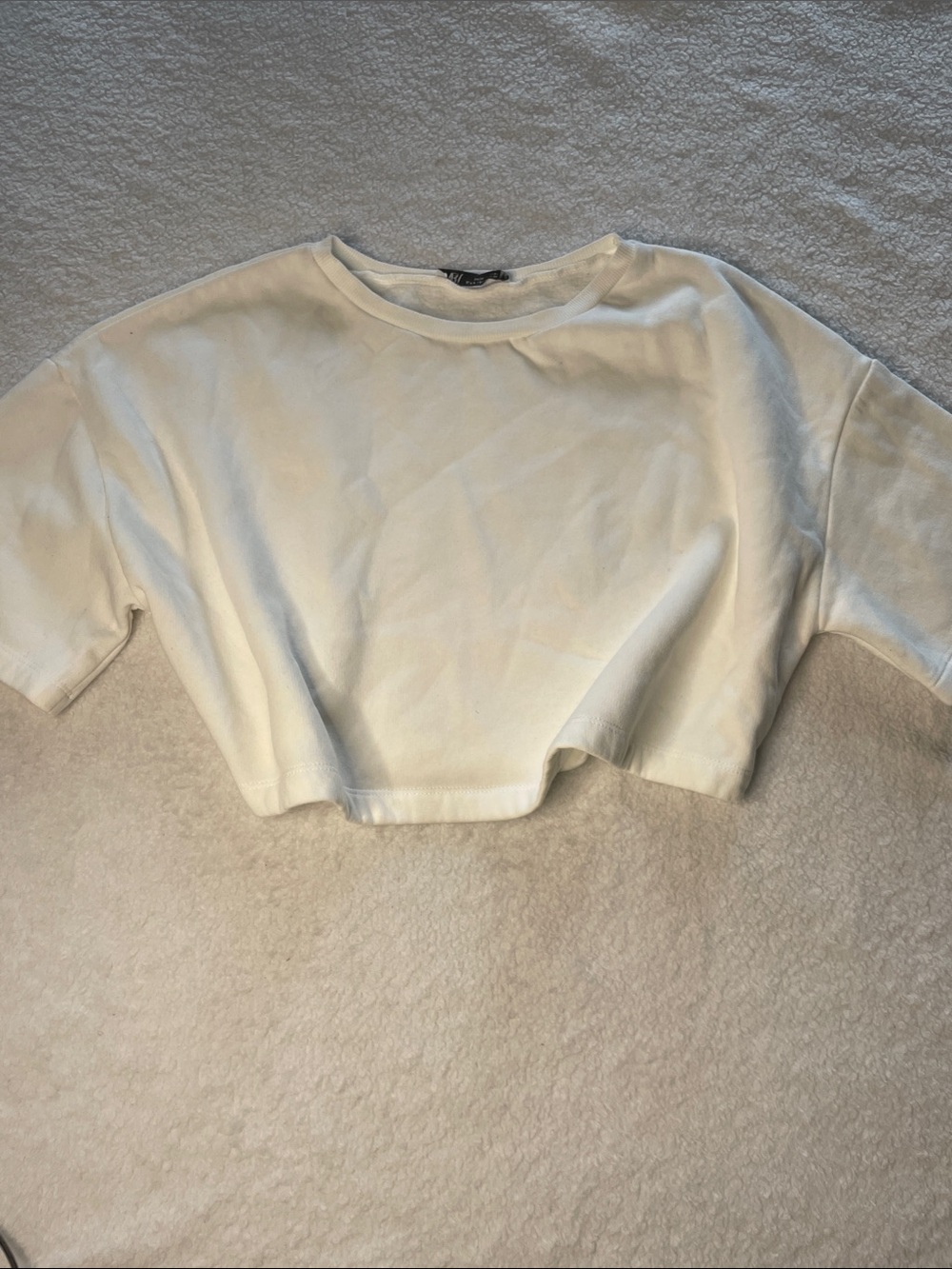 Zara Cropped White sweatshirt